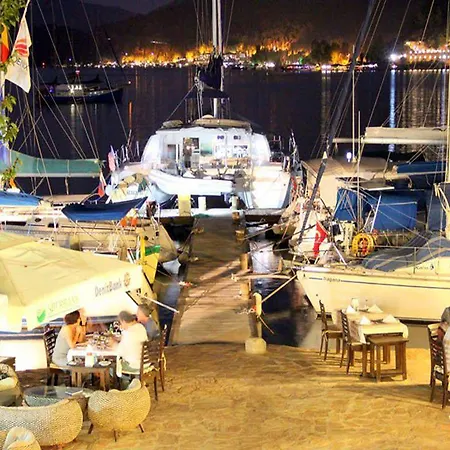 Cennet Marine Yacht Club Orhaniye (Marmaris)