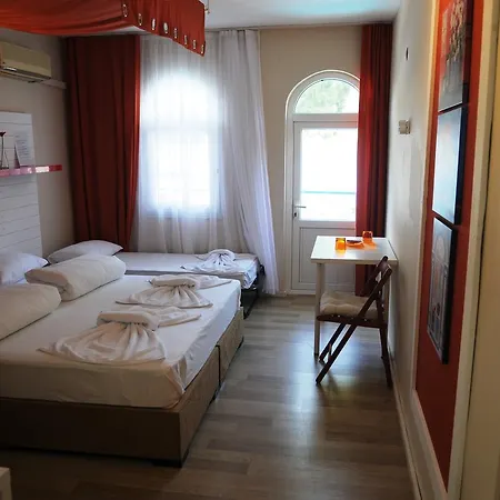Cennet Marine Yacht Club 2* Orhaniye (Marmaris)